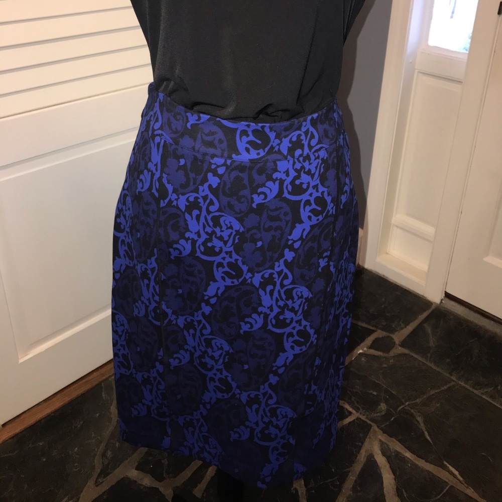 Ann Taylor elegant Blue and black pencil skirt